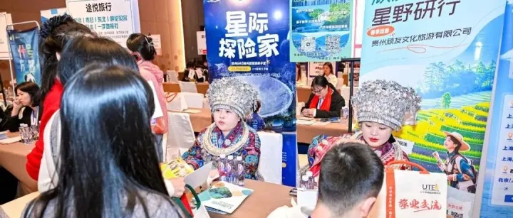 价格虚高、货不对板、缺“研”少“学”｜选择研学游，该如何避坑