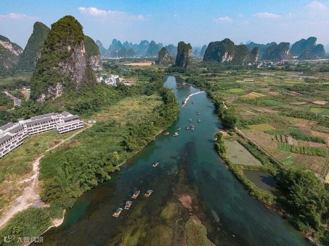 金辰不是天才-桂林山水.jpg