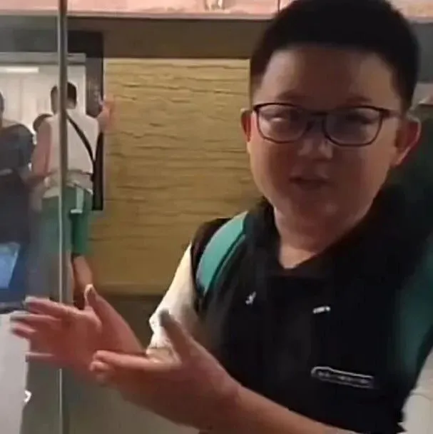 什么？这谈吐，你跟我说他才14岁？！