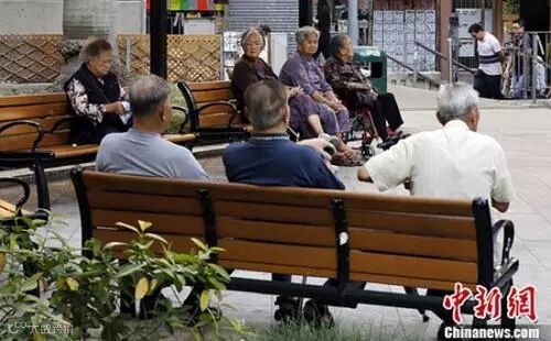 资料图片:世界人口老龄化问题日益严重。
