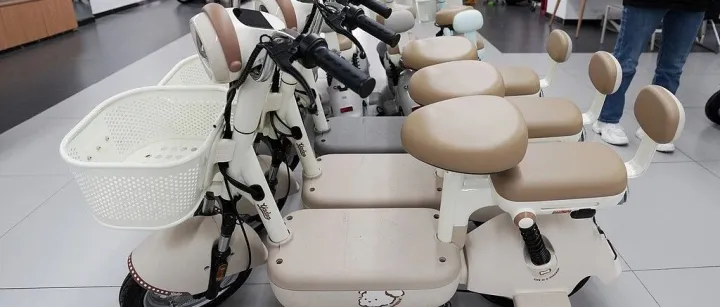 新国标电动自行车不能带小孩？超速会断电？专家详解→