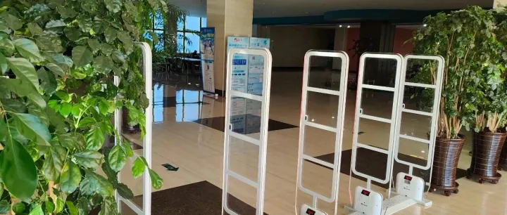 盛世龙图18支磁条图书防盗仪中标湖北省图书馆