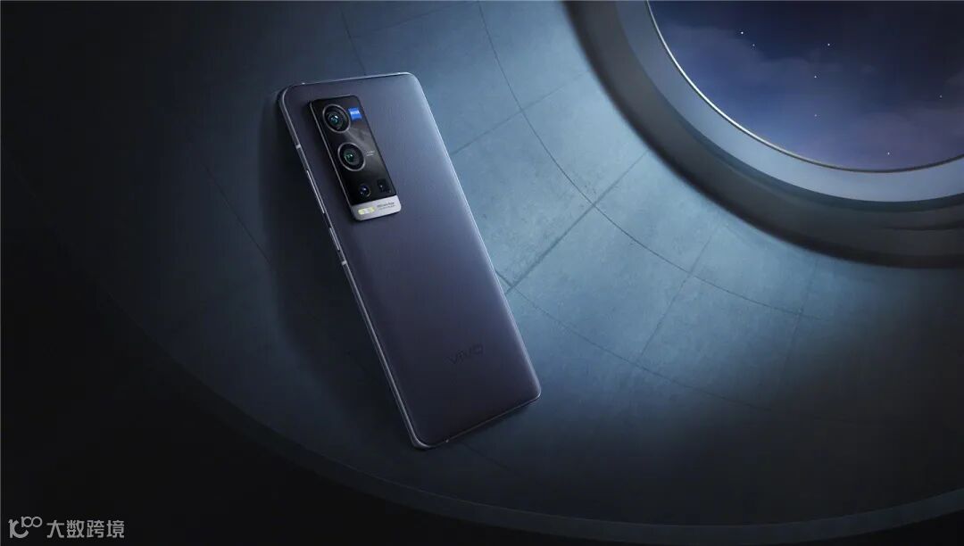 vivo X70 曝光:E4 屏、蔡司标、4500mAh 电池 +66W 快充