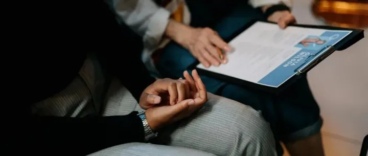 大学生就业难：人数太多导致学历贬值了？