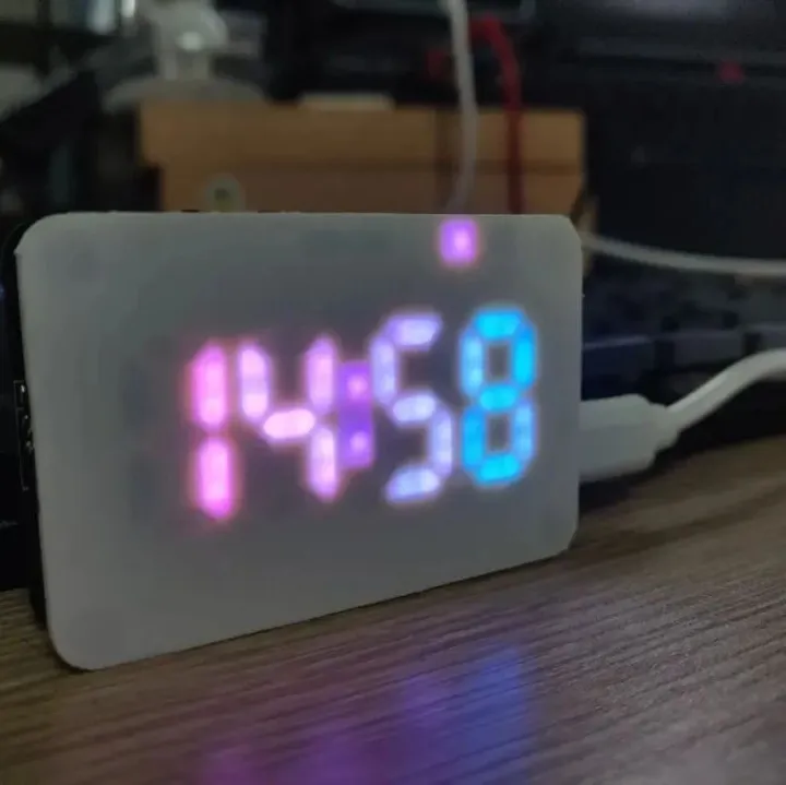 【DIY】做一个彩色的物联网时钟，还能显示浏览量和粉丝量