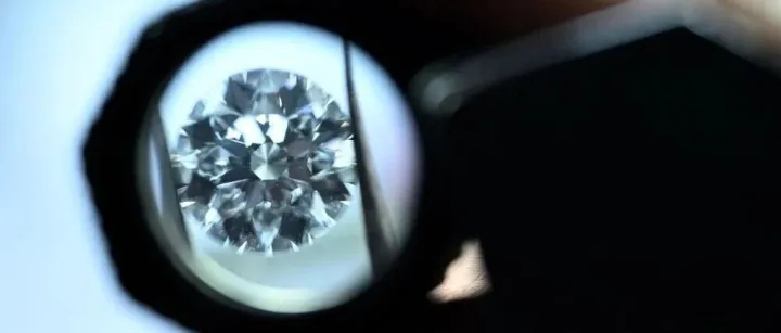 县域样本 | 这个县级小城，能让普通人实现“克拉自由”？