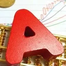 红马甲：事件强驱动以及行业需求爆发，下周这几个热点板块方向将频出龙头。（上周日文连板成龙，周三文20厘米新高）