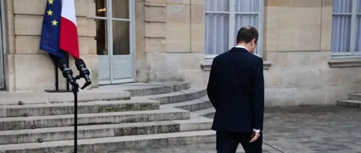 突发！上任还不满月 法国新总理辞职