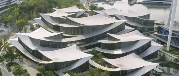 <em>BIG</em>作品：苏州当代美术馆