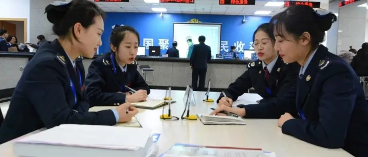 给税局写一份《关于个税申报与<em>社保</em>缴费<em>人数</em>差异过大的情况的说明》