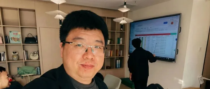 零亿出海每周复盘：来自真实 AI 跨境智能体全托管 330 家店铺运营实盘解剖（连载 二）