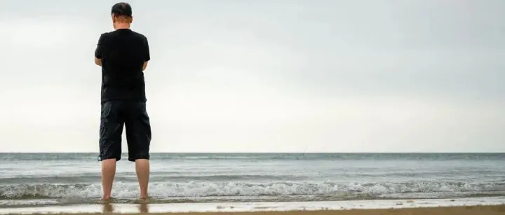 8年老快递员倾诉：不是咱<em>不想</em><em>干</em>，是真<em>干</em>不动了