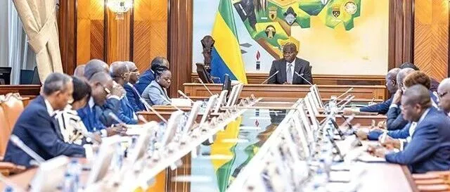 12月4日部长会要点：开源节流，扩大税基，征收住房税