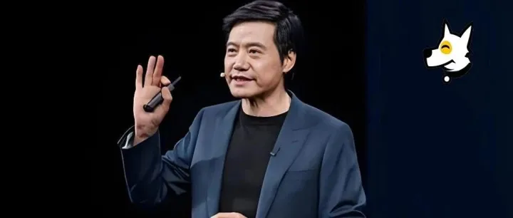 小米SU7撞损10多辆车，炸上热搜！