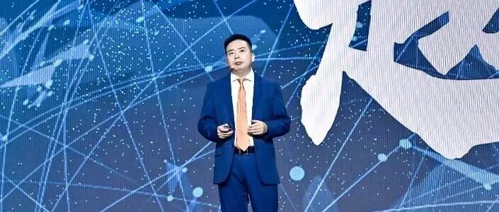 叶国富，王炸出手