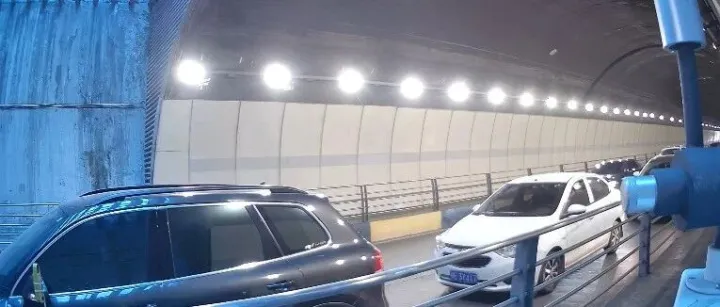 智能<em>监控</em><em>数据</em>集  隧道目标检测<em>数据</em>集 隧道内实时<em>监控</em>与车辆统计计数<em>数据</em>集 <em>数据</em>集第10160期