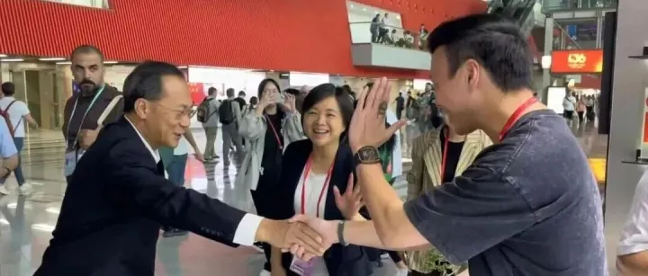 川页设计：用设计与世界对话