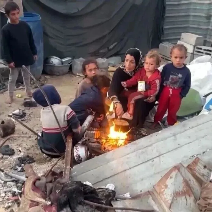 八国发表联合声明