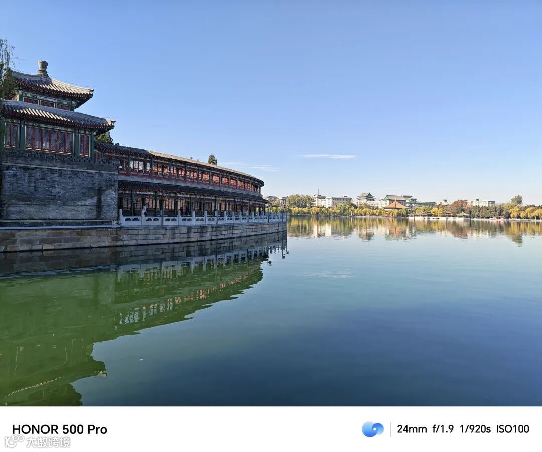 荣耀500 Pro上手评测:骁龙 8 Elite+2亿AI主摄 打造潮流影像新标杆