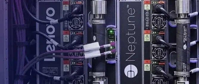 深度解析！联想Neptune液冷技术：温水冷却能否降低数据中心能耗？