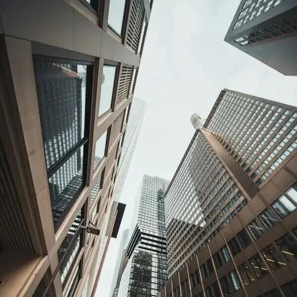 谁在幕后操控特朗普2.0？PayPal黑帮与“科技共和国”野心 | 赠书福利