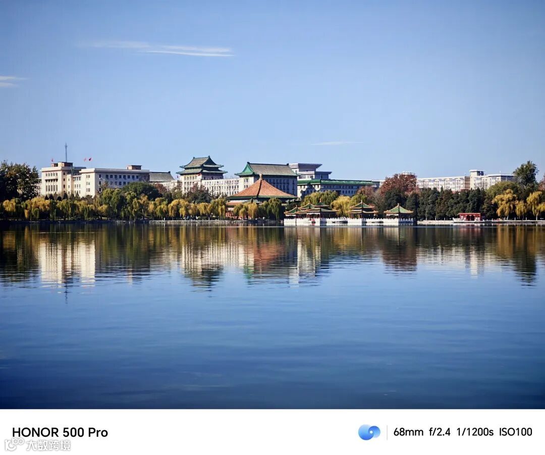 荣耀500 Pro上手评测:骁龙 8 Elite+2亿AI主摄 打造潮流影像新标杆