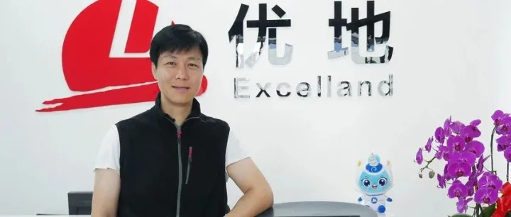 从KTV到港交所，一对跑腿“兄妹”的逆袭