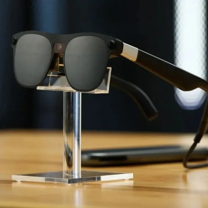 速递丨谷歌重新发明AI智能眼镜，押注实时翻译、地图、虚拟桌面3个超级应用场景