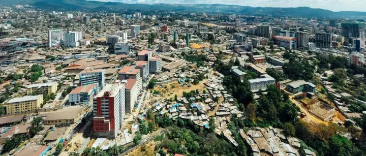 <em>三</em>闯非洲，<em>我</em><em>在</em>赞比亚卖炸鸡