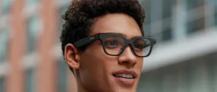 告别“刚需属性”！千亿眼镜市场藏着全球消费者的“多镜生活”密码