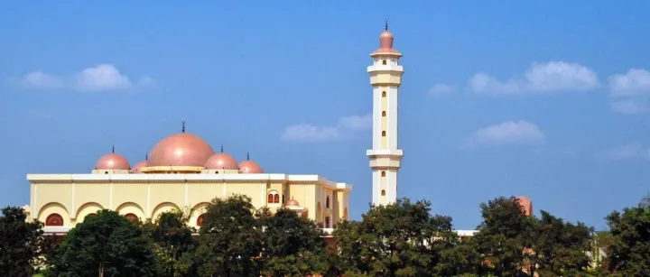 西摩简报：乌干达市场开拓指南——把握机遇，合规前行