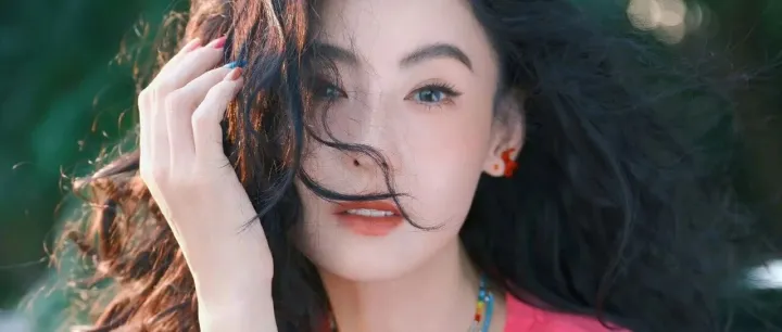 张柏芝庭审崩溃大哭：不公平，所有东西都是假的