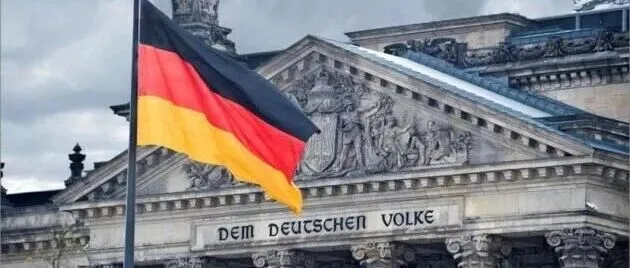 德国究竟想干什么！一边国内巨头收购一边加税23%！
