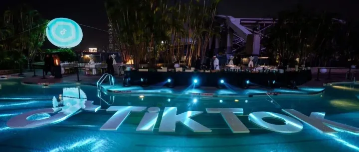 TK冷启动阶段，人员配置如何，最少几个人