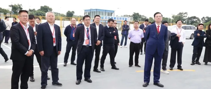部委老领导与俄罗斯工程院外籍院士考察，飞行基地显效