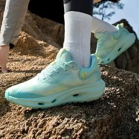 这双<em>跑鞋</em>太懂了