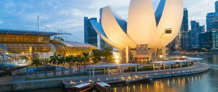 为什么全球高净值人士、企业家与专业人才都选择新加坡？——五大核心优势全面解析