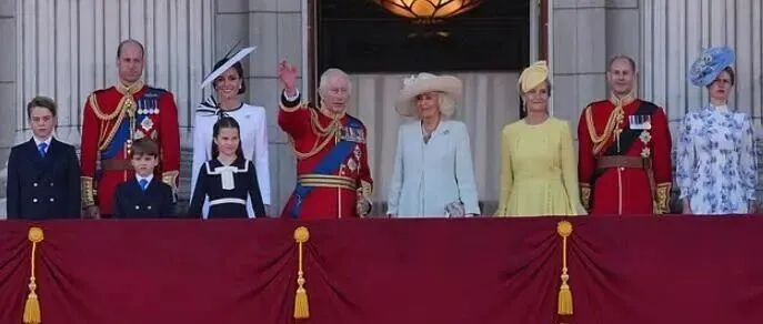 冰山之下：揭秘英国王室价值数十亿英镑的房产，以及不为人知的金融交易……