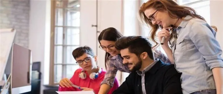 亚马逊宣布未来五年在印度投资350亿美元/沃尔玛在亚特兰大推出无人机配送服务/日本取消跨境小包免税政策