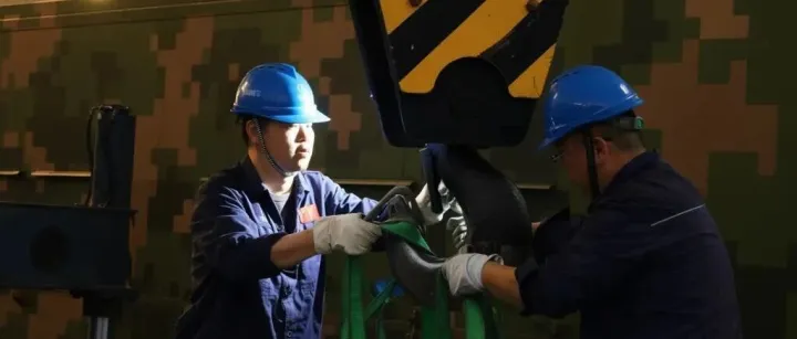 冲刺收官 | 科技公司储运部：争分夺秒 决战决胜