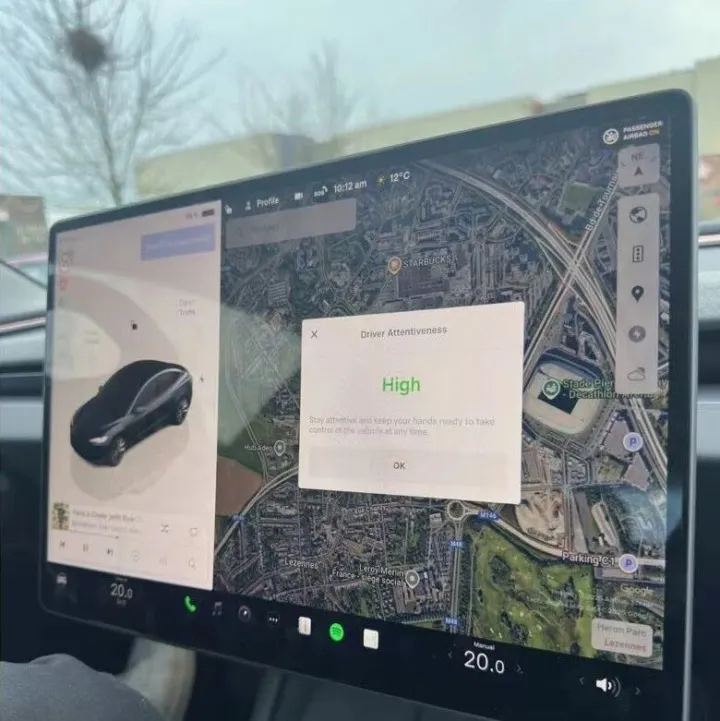 欧洲特斯拉FSD使用完后，会给驾驶员注意力打分。