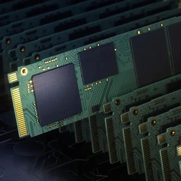 <em>国产</em>存储<em>芯片</em>大厂，拟IPO！