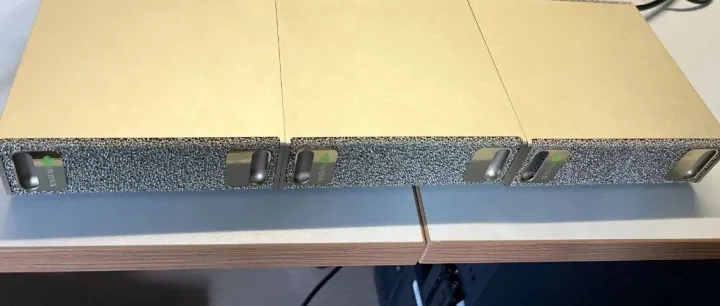 【首发】DGX Spark 三机互连跑 Qwen3-235B-A22B-FP8！