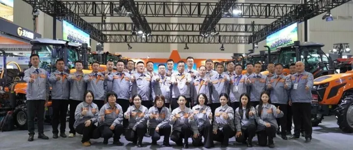 收官捷报！英轩重工亮相武汉农机盛会 订单口碑双丰收