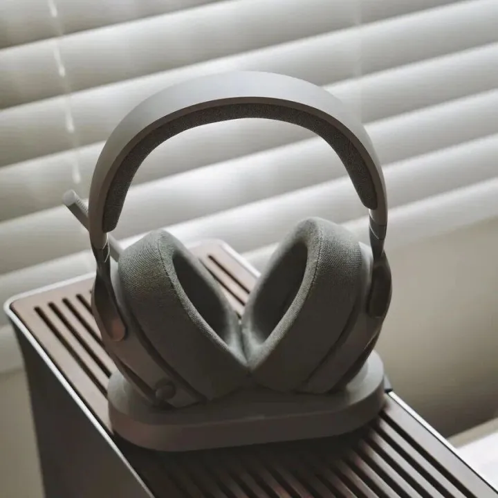 [电脑] 北欧<em>之声</em>——Fractal Scape 无线游戏<em>耳机</em>简单开箱体验