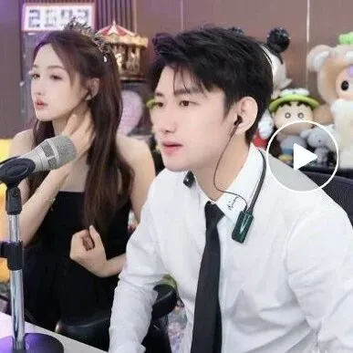 哲领头部主播续约线下？颖宝转签旭旭宝宝传媒，阿哲爆行程和哲领年会！