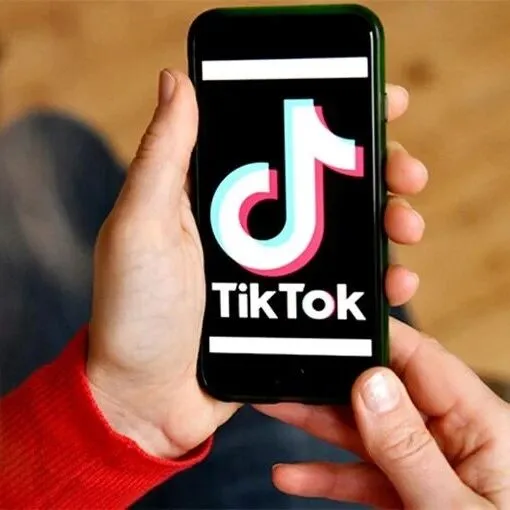 英国首相<em>斯</em><em>塔</em>默入驻TikTok