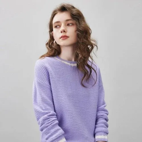 “薰衣草紫毛衣”今年火了，太太太显白了