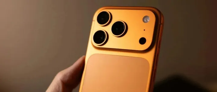 苹果官宣 iPhone 17 Pro 又又又降价了！