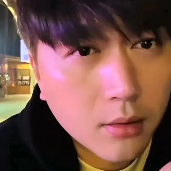 小酷放话：爱播不播！离开1995除非嫁大哥！否则挣不到这些钱！虎子刷大王道歉！